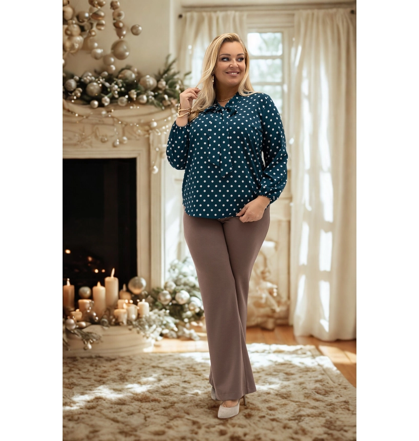 M26226 BLUZKA AMELIA WZÓR GROCHY NA ZIELENI